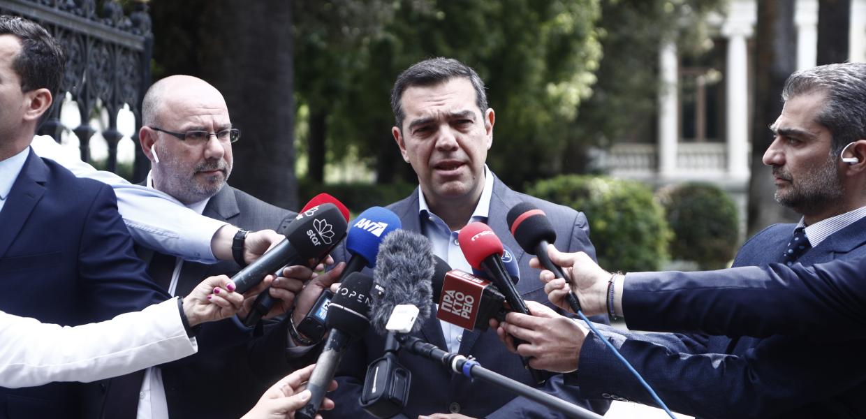 Αλέξης Τσίπρας: Αναλαμβάνω την ευθύνη σημαίνει στέκομαι και δίνω τη μάχη